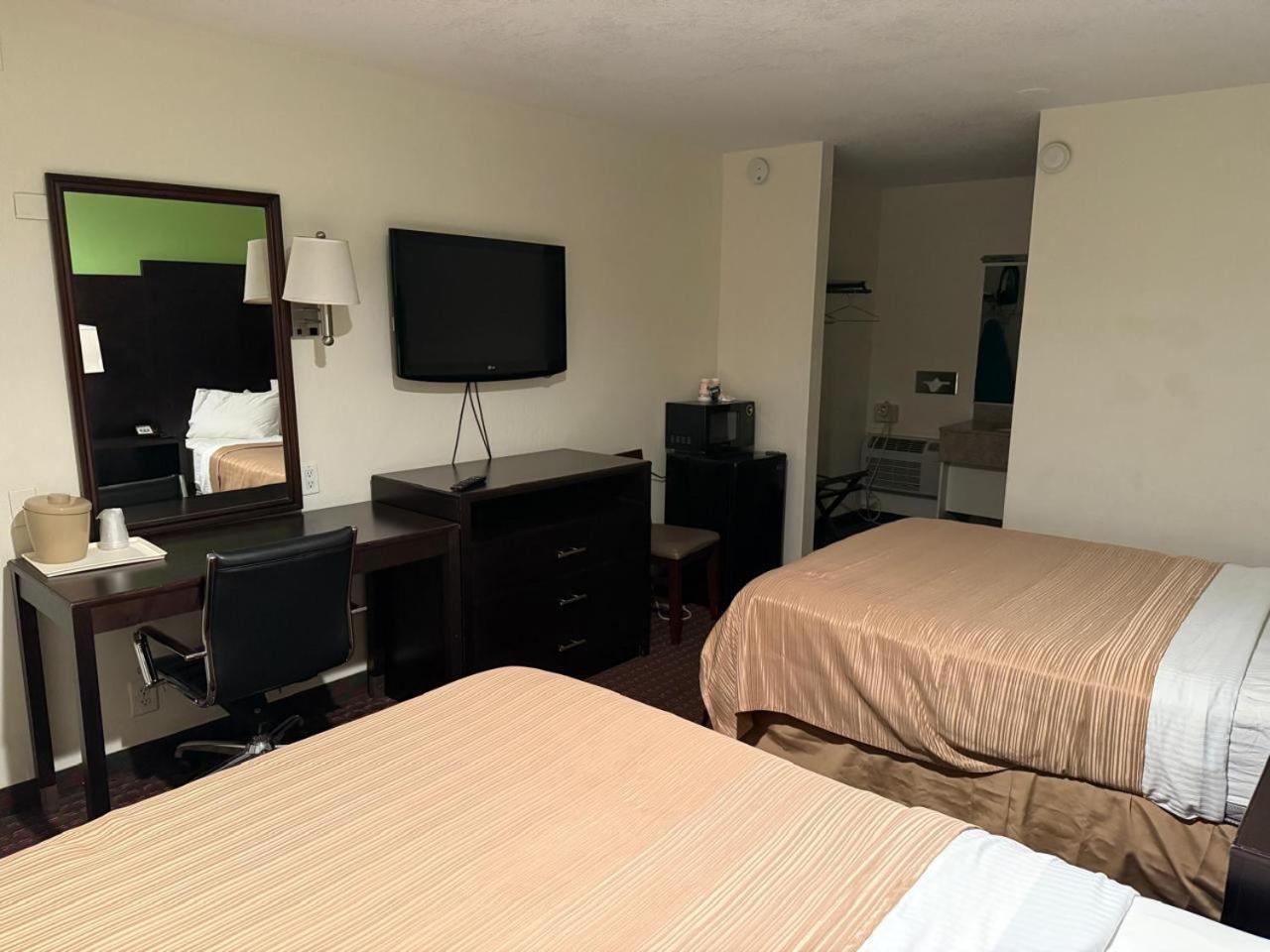 Hollister Inn Bagian luar foto