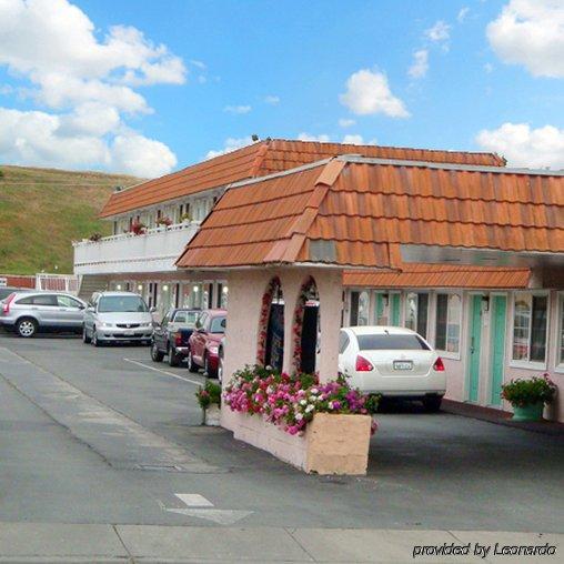 Hollister Inn Bagian luar foto
